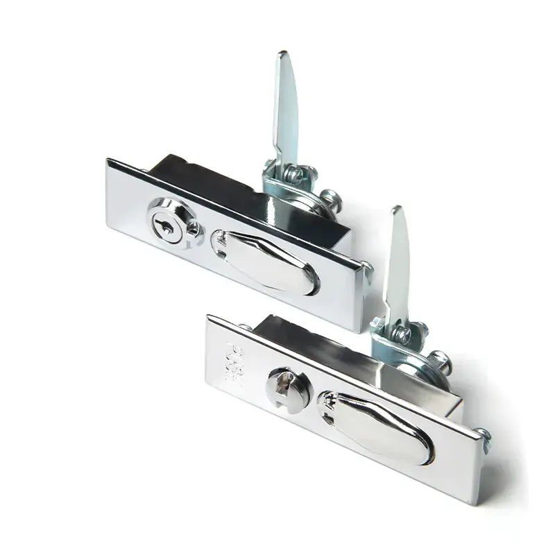 Plane metering lock